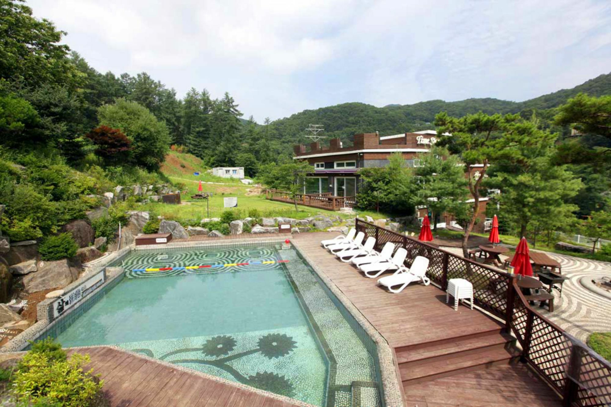 Time Story Villa Yangpyeong Buitenkant foto