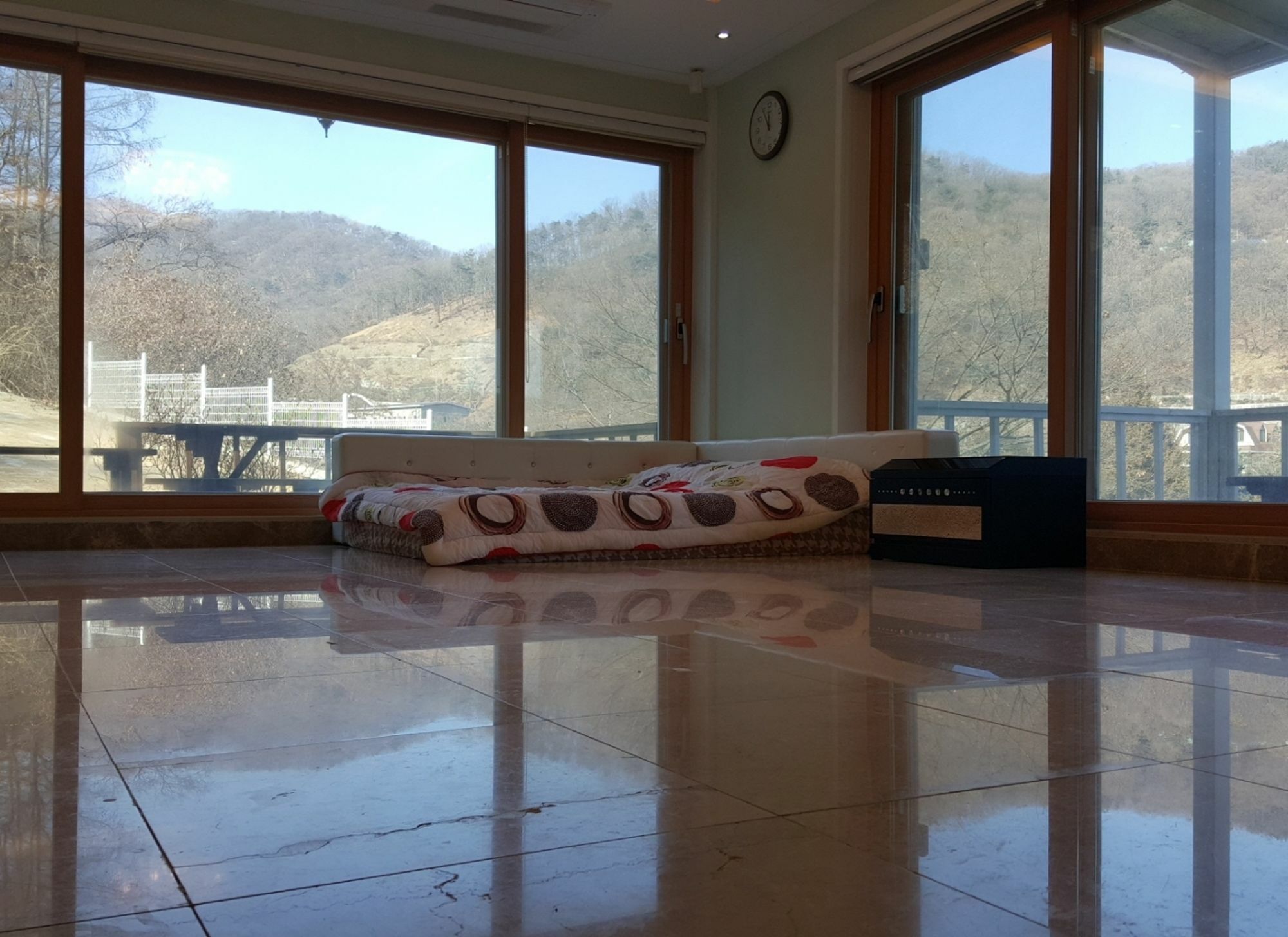 Time Story Villa Yangpyeong Buitenkant foto