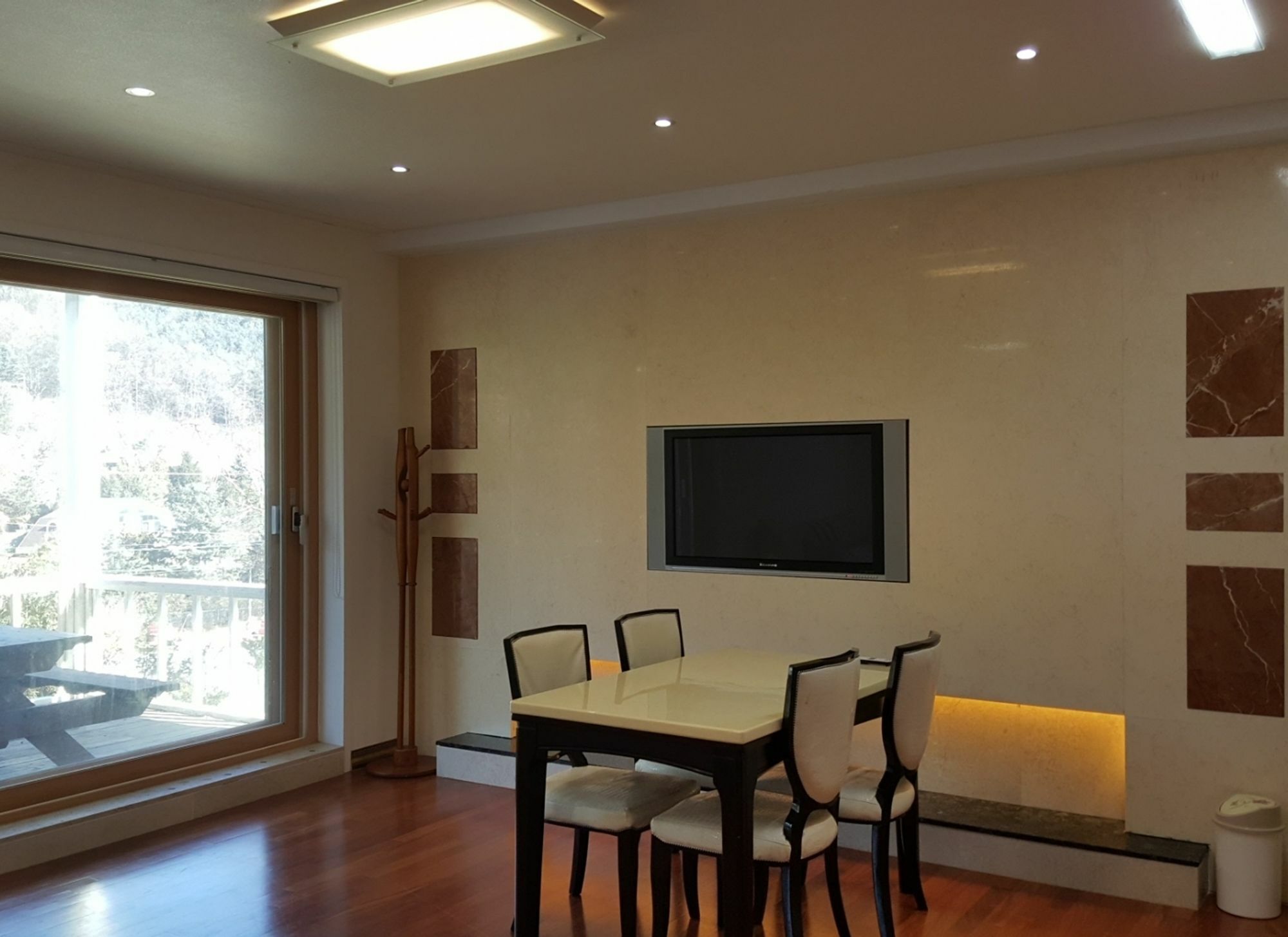 Time Story Villa Yangpyeong Buitenkant foto